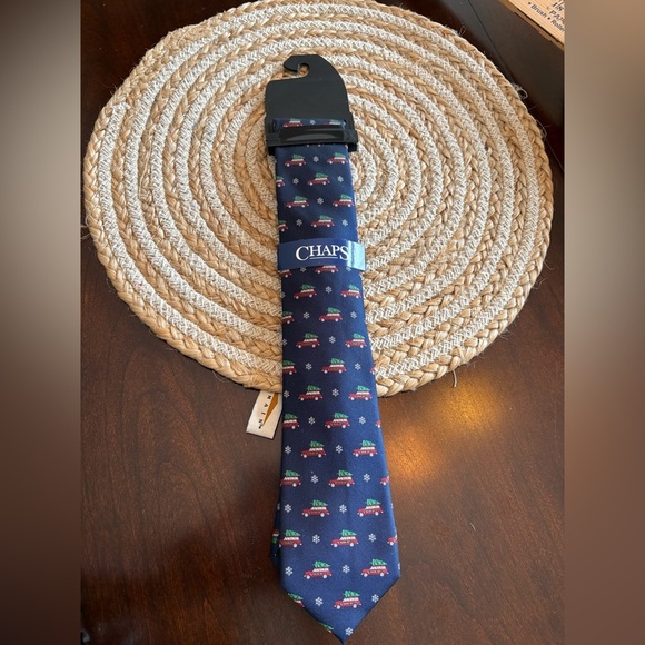 Chaps Other - Chaps tie Christmas tree on wagon new tags